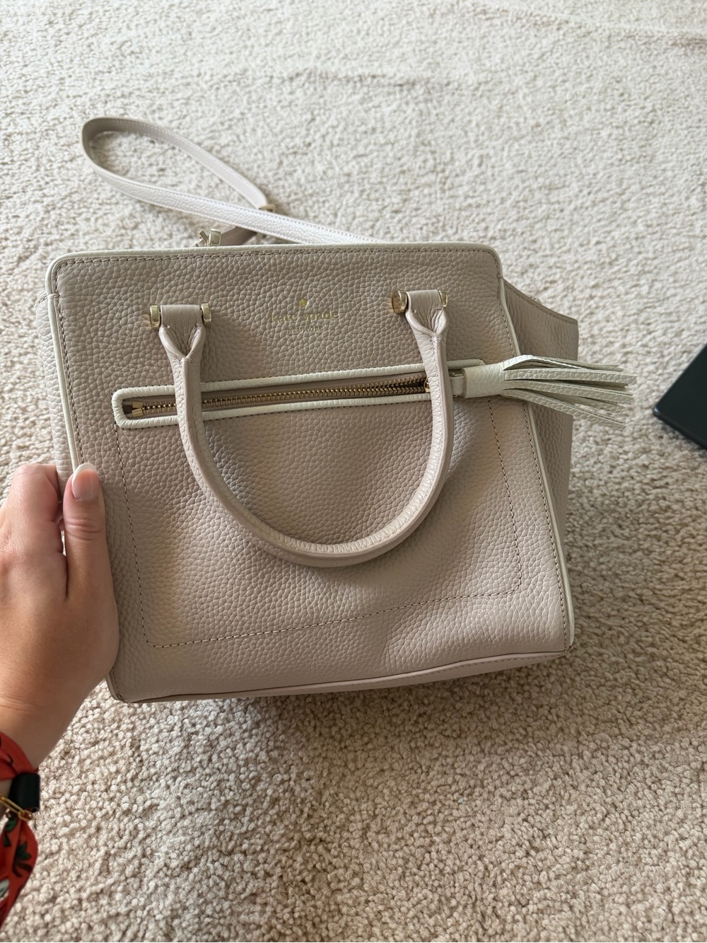 kate spade leather bag in light beige